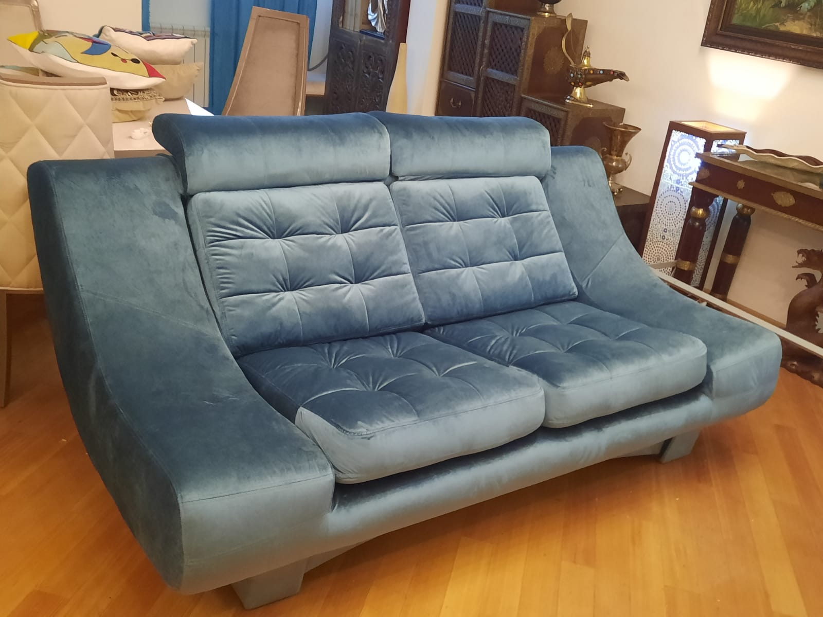 Обивка дивана на дому. Ильинский