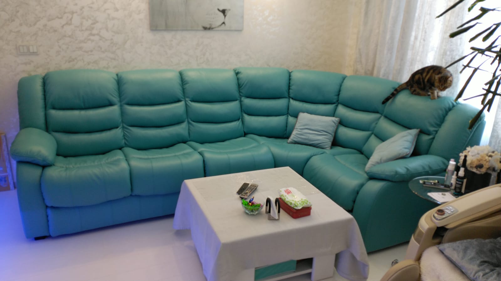 Перетяжка дивана на дому. Ильинский